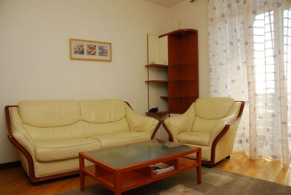 Pecherskie Lipki Hotel Kijev Kültér fotó