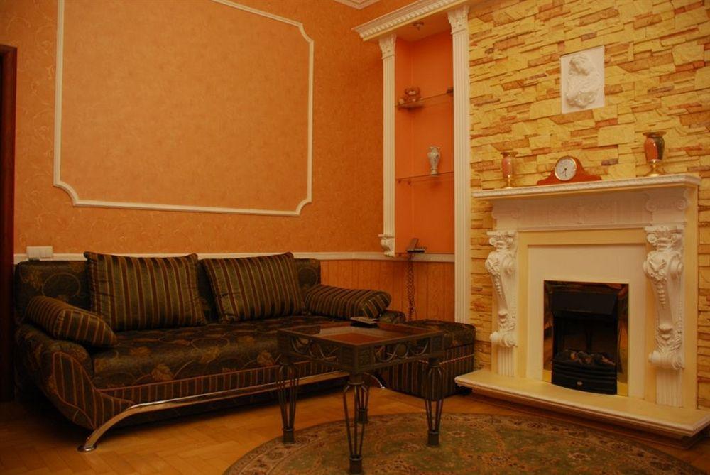 Pecherskie Lipki Hotel Kijev Kültér fotó