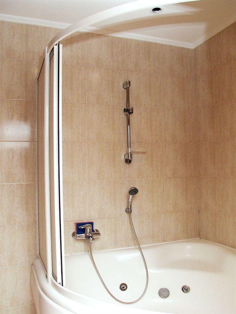 Pecherskie Lipki Hotel Kijev Kültér fotó
